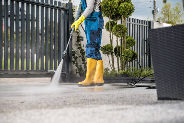 Best Garage Pressure Washing  in Adamstown, MD